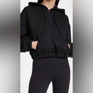 REFRESH STADIUM HALF ZIP HOODIE IN BLACK